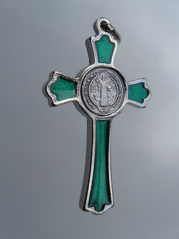 Benediktus Kreuz 5 cm Metall nic Grün