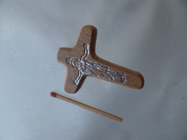 Chile - Kreuz Kreuz der Einheit Holz 5 cm mit Prägung